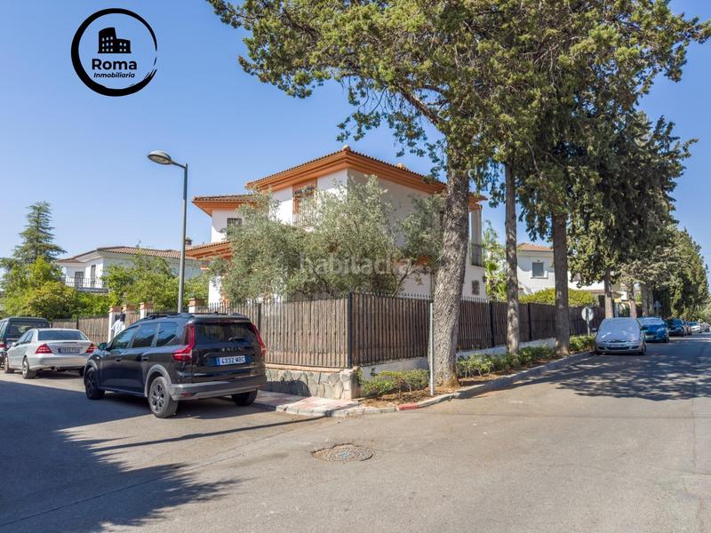 Foto 20668799-3cee-4b0b-ba18-300504ab9935. Chalet en calle pinsapo (cub) 2 chalet independiente en la prestigiosa urbanizacion pantano de cubillas en Albolote