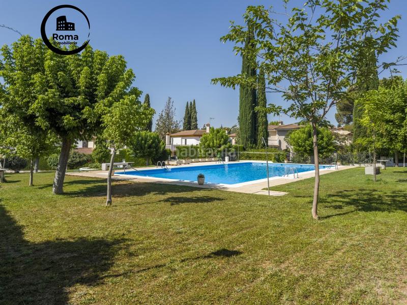 Foto 546bbb21-47ad-4453-a419-b30cfc562a6c. Chalet en calle pinsapo (cub) 2 chalet independiente en la prestigiosa urbanizacion pantano de cubillas en Albolote