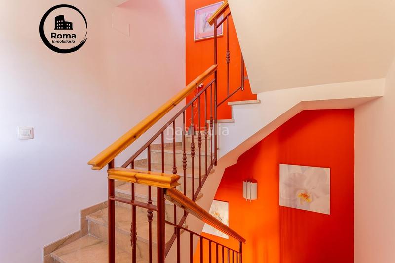 Foto 46d396ff-b8f0-4971-aa19-f1bb7421e96c. Casa pareada preciosa casa , zona centro comercial nevada en Armilla