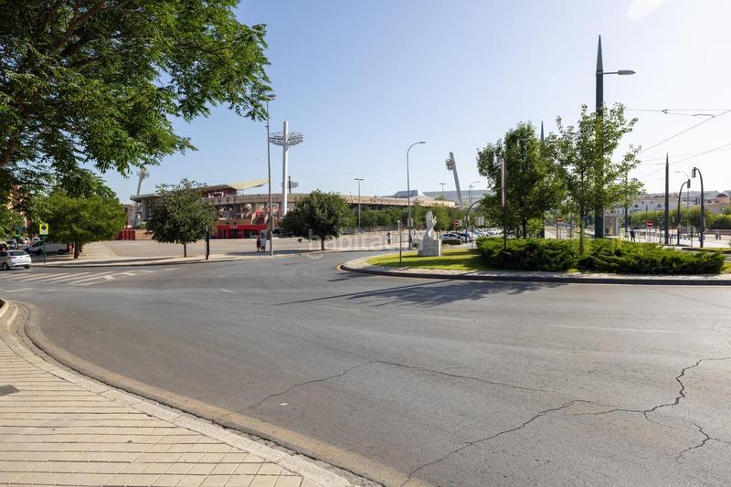 Foto 4961a487-6506-4043-8cd7-dac124623f74. Local comercial impresionante local comercial ubicado en una de las mejores zonas del zaidin en Granada