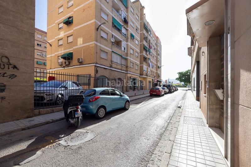 Foto 4a0aec0e-376a-4ea0-ba26-06a8ae2926e9. Local comercial impresionante local comercial ubicado en una de las mejores zonas del zaidin en Granada
