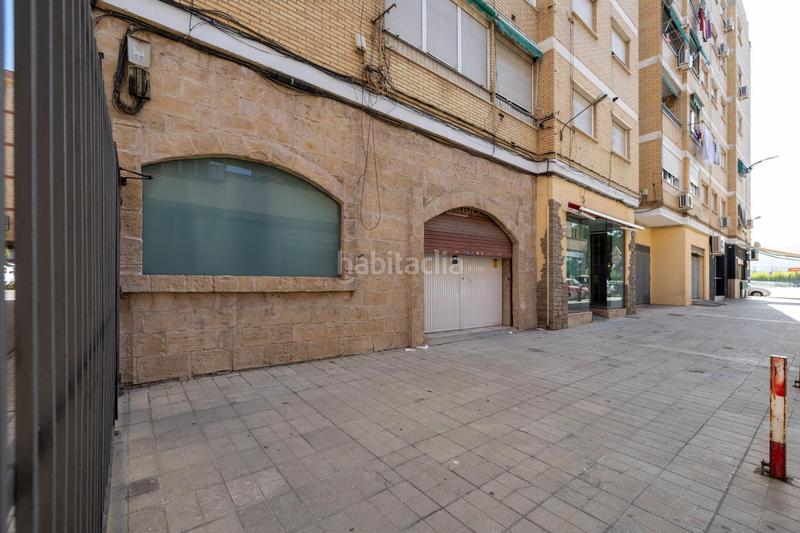 Foto 7efe5f6f-1843-4aa4-8345-8281e23aa8e5. Local comercial impresionante local comercial ubicado en una de las mejores zonas del zaidin en Granada