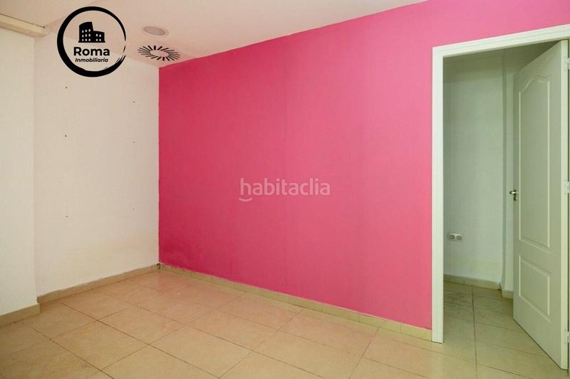 Foto 6097de5b-d139-4809-a988-fcdb4a3b8765. Local comercial  zona zaidin en Barrio de Zaidín Granada