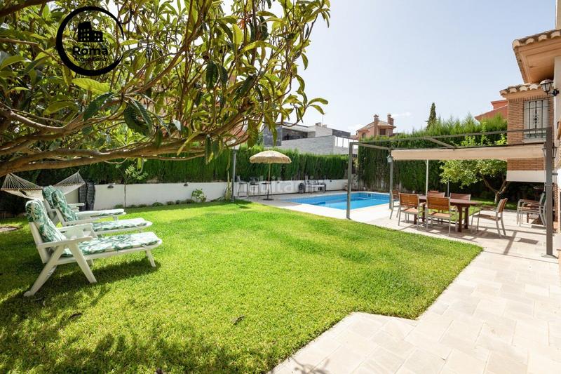Foto 2d0e05d3-a866-4f38-aad9-96b3bef02531. Chalet en calle residencial el carmelo 54 magnifico chalet en el carmelo en Ogíjares