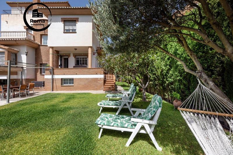 Foto b96304d4-c9bb-4526-a128-e16ff08d8696. Chalet en calle residencial el carmelo 54 magnifico chalet en el carmelo en Ogíjares
