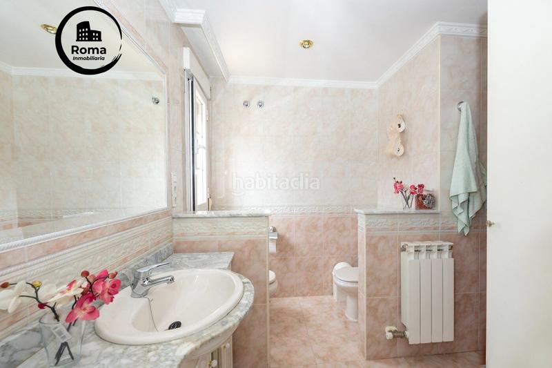 Foto d3f60a73-1232-440a-b5eb-91eb03f5cfd6. Chalet en calle residencial el carmelo 54 magnifico chalet en el carmelo en Ogíjares