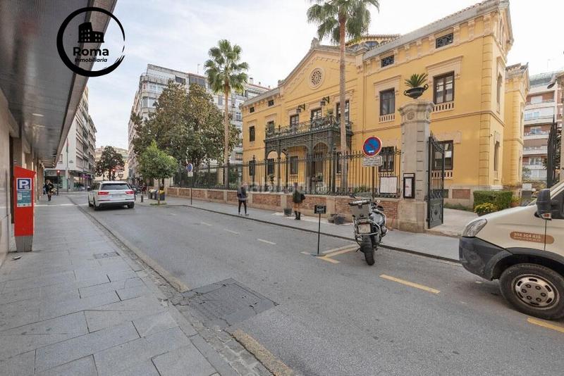 Foto 6d115266-a345-48c0-ae86-d51f29bceb79. Ático en calle águila 26 ático a reformar junto al palacio de los patos en Granada