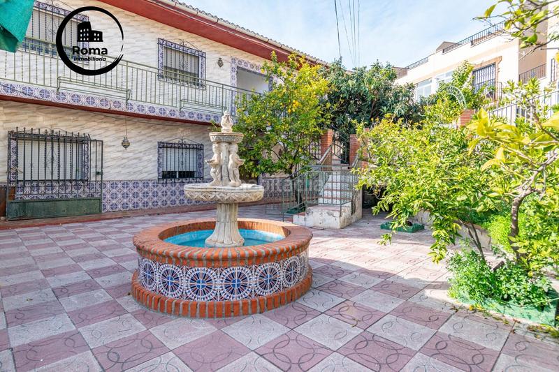 Foto 17a82b89-cf43-4baf-8b64-f76f5f1febb0. Casa gran vivienda sobre solar de 781 m. en Ambroz Vegas del Genil