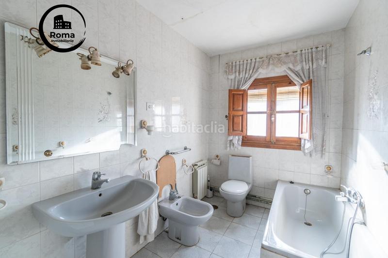 Foto d023da3c-8264-4f52-841e-6a579a2ecd88. Casa gran vivienda sobre solar de 781 m. en Ambroz Vegas del Genil