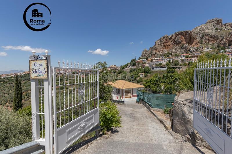 Foto 8ba35fee-2d58-4b56-a0ec-14250830a9bf. Chalet  en cogollos vega en Cogollos de la Vega