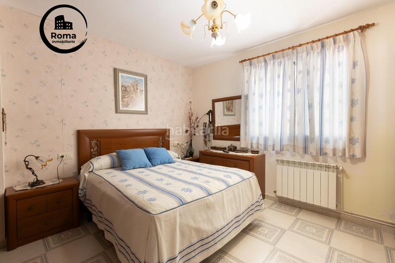 Foto fbc4ddc9-6c36-46c0-a8bf-010cc0a90083. Chalet  en cogollos vega en Cogollos de la Vega