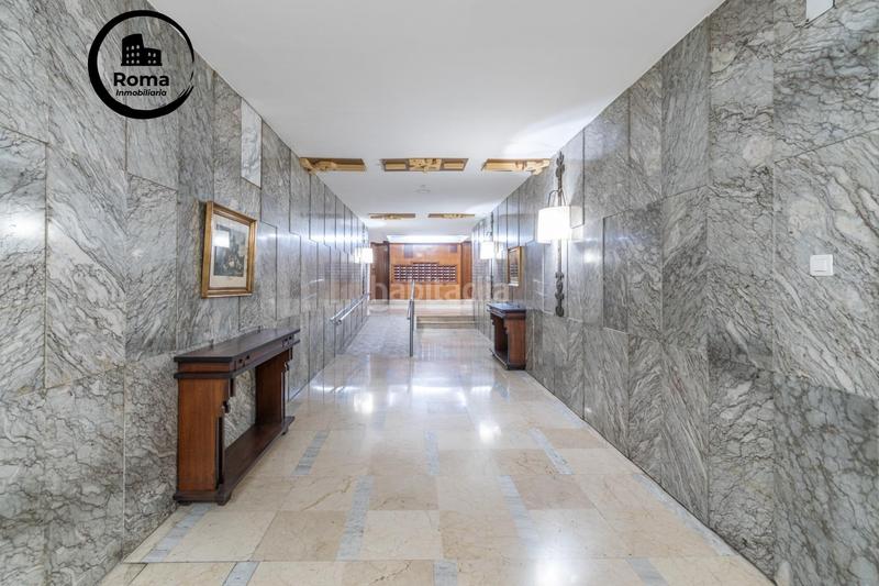 Foto df8898f8-3068-42c6-8eb8-e97df01525f5. Piso en plaza plaza del campillo 5 espectacular piso centro. en Granada