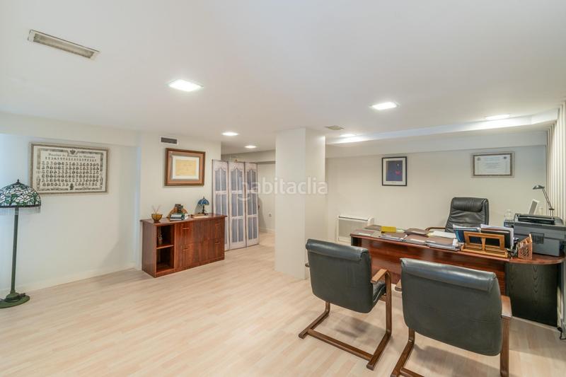 Foto 2ebf6f1a-cfb0-4cfa-8d99-f7a906922da6. Local comercial en calle tejeros 2 en Motril ciudad Motril