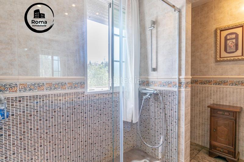 Foto a5968ad6-2b99-435f-bec4-a405ba450741. Chalet avec chauffage parking piscine dans La Zubia Ciudad Zubia (La)