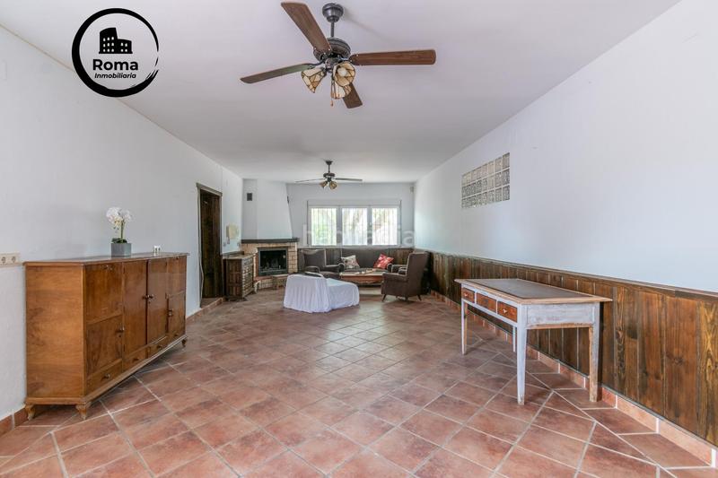 Foto 0884693e-f156-4b4e-9ed9-c6f2a45b1fe0. Chalet con riscaldamento parcheggio piscina in Villa de Otura