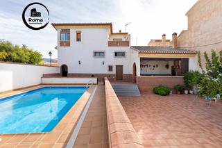 Chalet  Calle del guadalquivir. Espectacular chalet en gójar