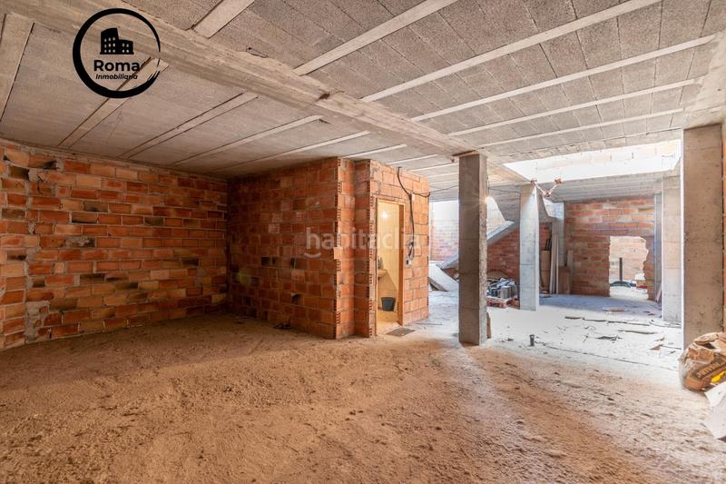 Foto 8b989b39-06f9-420c-a4e6-eec883e5bb96. Edifici a Peza (La)