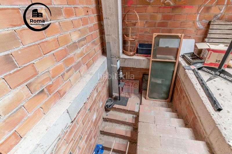 Foto d07a1c7f-378a-4cc6-9325-247d1bf47812. Edifici a Peza (La)