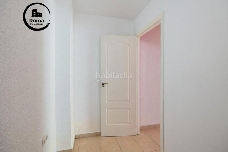 Foto ffa95699-860a-4a37-aec4-92ab3f1ca5fe. Local comercial a Barrio de Zaidín Granada