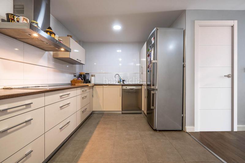 Foto 484797f4-d21f-4727-b103-39e40a824d0b. Maison jumelée avec chauffage parking piscine dans La Zubia Ciudad Zubia (La)