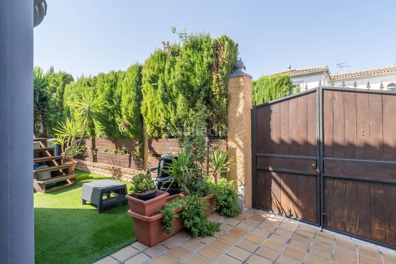 Foto 63dc13d2-115e-4bf4-bf39-3789e4113c84. Maison jumelée avec chauffage parking piscine dans La Zubia Ciudad Zubia (La)