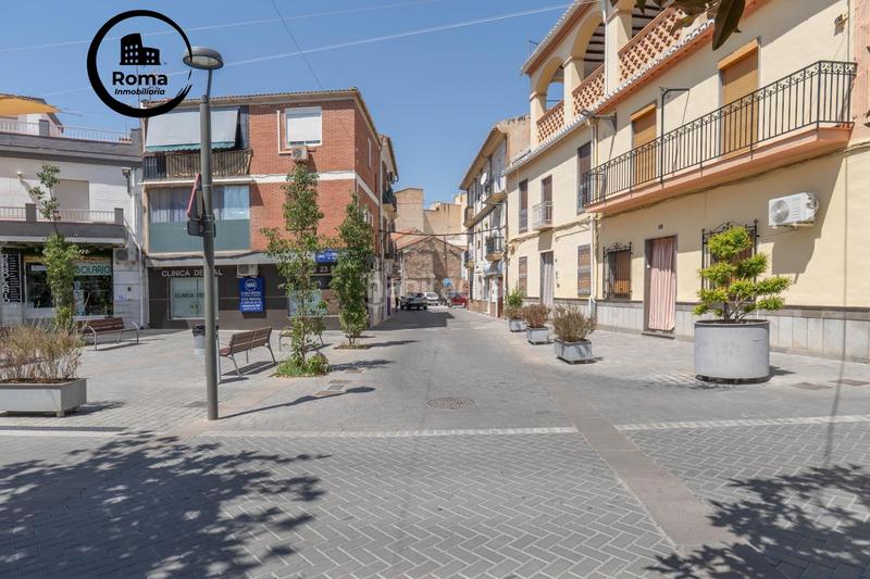 Foto 2f7b830d-c25b-4be1-89c3-91c6d3107aac. Piso en venta piso en el centro haciendo esquina en Cúllar Vega