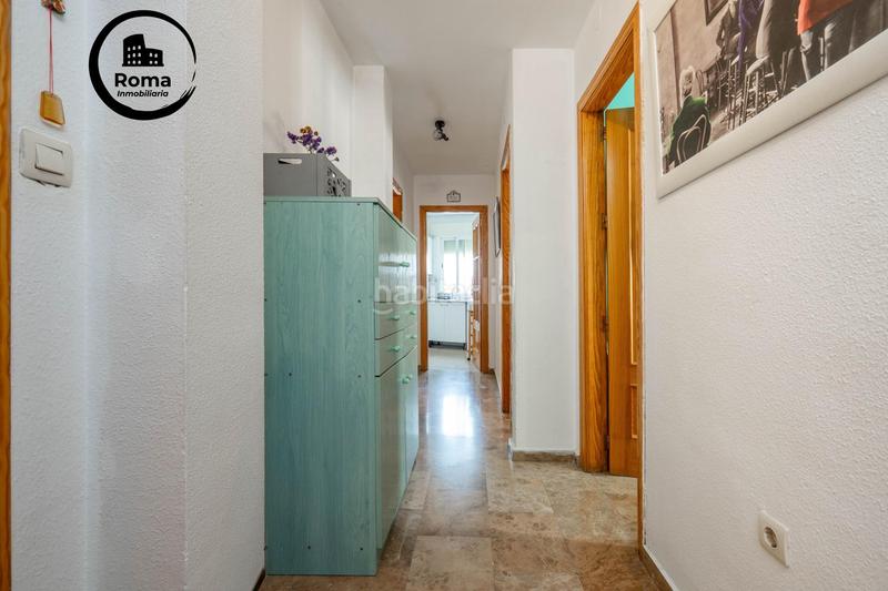 Foto 38a8ae92-793a-4295-8175-012954b9397a. Piso en venta piso en el centro haciendo esquina en Cúllar Vega