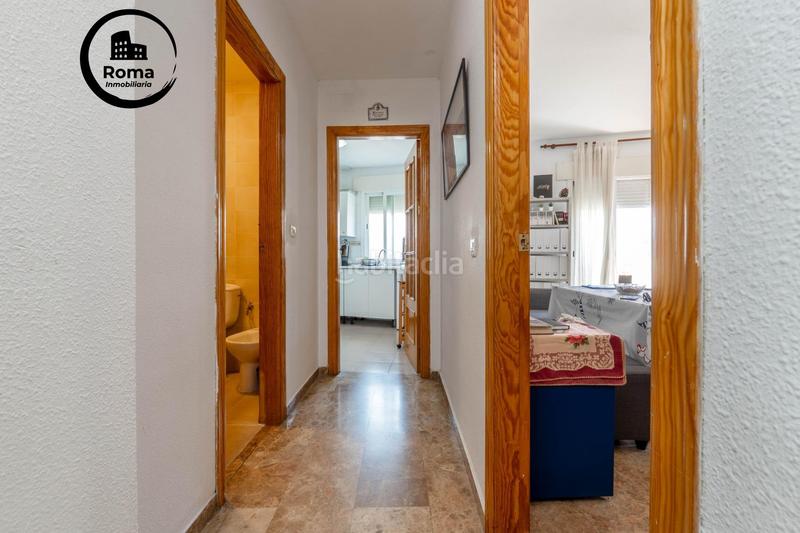 Foto 42bfa529-370e-4eb6-a1cd-02f2c74b4668. Piso en venta piso en el centro haciendo esquina en Cúllar Vega