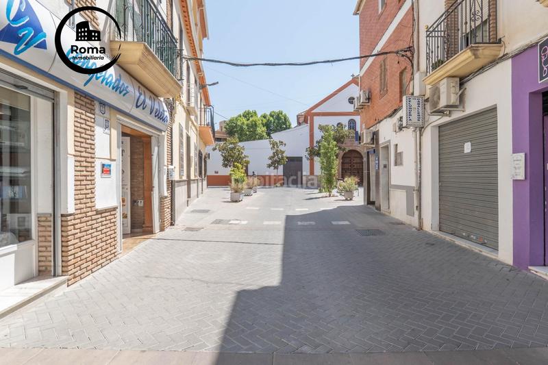 Foto 4acf6d46-2b35-4a6f-a4ac-eae3bb7362ce. Piso en venta piso en el centro haciendo esquina en Cúllar Vega