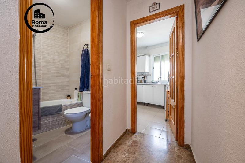 Foto 52401c1e-64ab-4da5-a358-98d983513025. Piso en venta piso en el centro haciendo esquina en Cúllar Vega