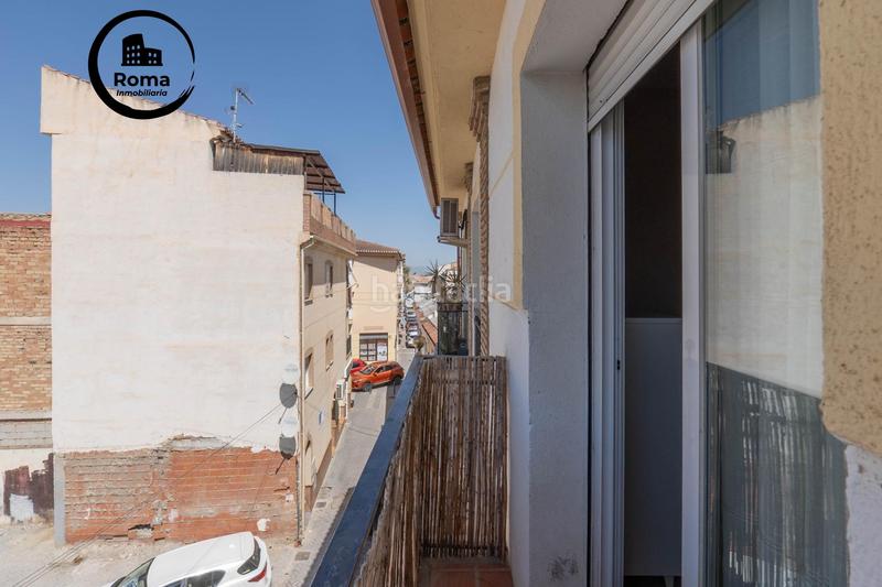 Foto de743295-17ee-47a6-9595-fe59d165f49b. Piso en venta piso en el centro haciendo esquina en Cúllar Vega