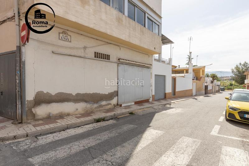 Foto b3d937de-40d4-4036-b9aa-4a1aeea544ea. Locale commerciale in Maracena