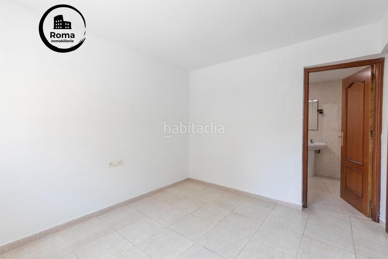 Foto d2b90db1-18f9-4e26-8471-a5475a5e8eb5. Locale commerciale in Maracena