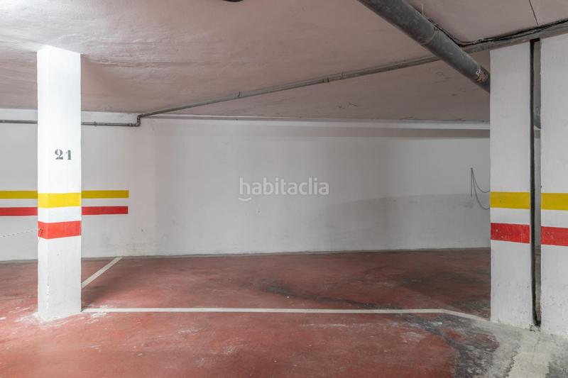 Foto 4579af37-6ce2-411e-888d-cf12ad522319. Flat in avenida avenida andalucia 6. 6 in Salobreña costa Salobreña