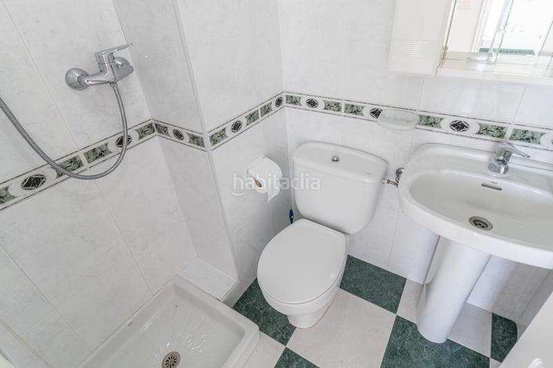 Foto a63e0a31-b8ff-42a2-b85d-9be20a5f104b. Flat in avenida avenida andalucia 6. 6 in Salobreña costa Salobreña