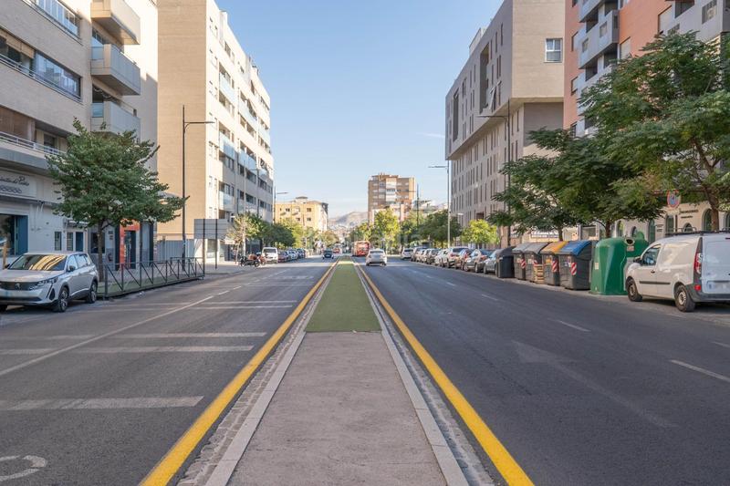 Foto cf155be0-87f8-43e1-bd35-a63c2a547414. Local commercial dans Campus de la Salud Granada