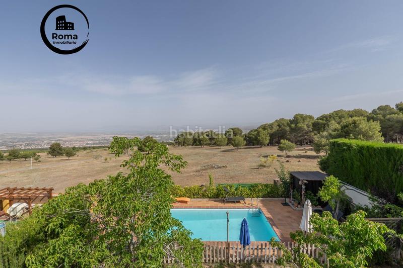 Foto 3c1e22dc-f4f8-4388-a5cd-74bca931652f. Chalet with heating parking pool in Cumbres Verdes Zubia (La)