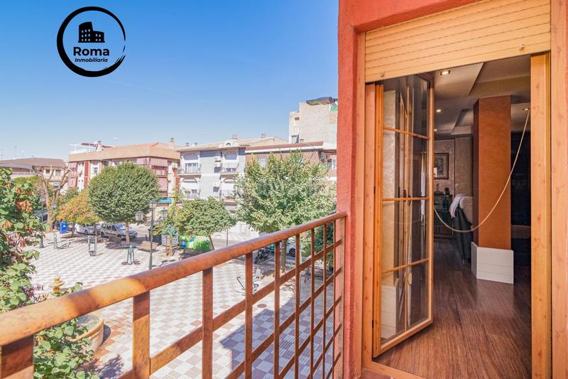 Foto 91580ebe-c30a-4c11-ad3b-096f2980cfa1. Casa adosada casoplon en el zaidin en Barrio de Zaidín Granada