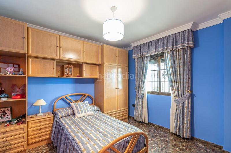 Foto 3da36b37-51bc-4f33-af1b-178f33294723. Casa adosada en Rosaleda - Juventud Granada