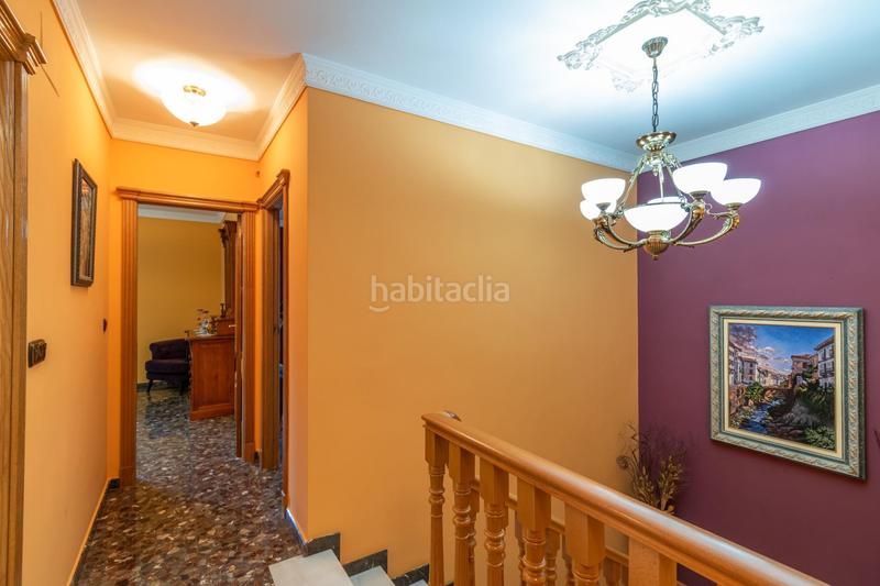 Foto d34b9898-463a-4ca9-80ca-6cdea3f15e0e. Casa adossada amb calefacció aparcament a Rosaleda - Juventud Granada