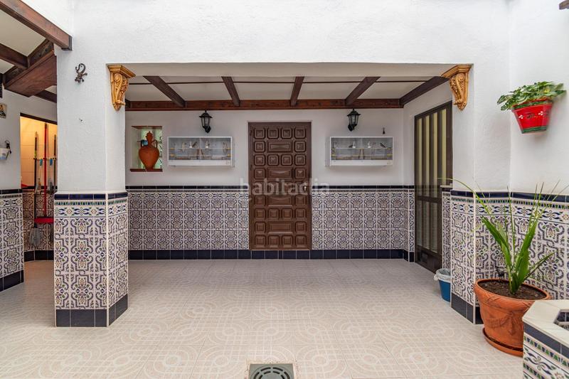 Foto 91db3538-e033-48f0-b853-fe8e72df703a. Maison jumelée avec chauffage parking dans Rosaleda - Juventud Granada