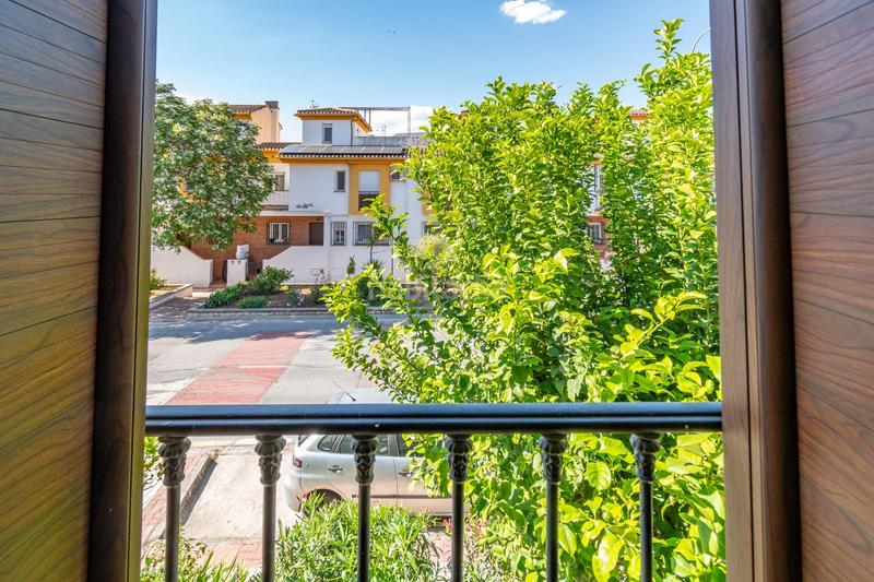 Foto 94984195-8ef6-4644-8513-0096bc7b49a3. Maison jumelée avec chauffage parking dans Rosaleda - Juventud Granada