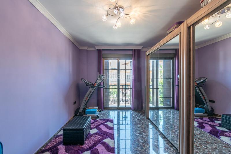 Foto a67b6fd6-333d-4aa6-98b2-166b05b98d96. Semi detached house with heating parking in Rosaleda - Juventud Granada