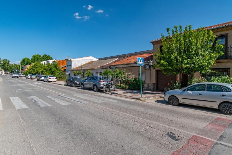 Foto bbb199d8-1a9d-40bd-a20a-7239dc7d6992. Semi detached house with heating parking in Rosaleda - Juventud Granada