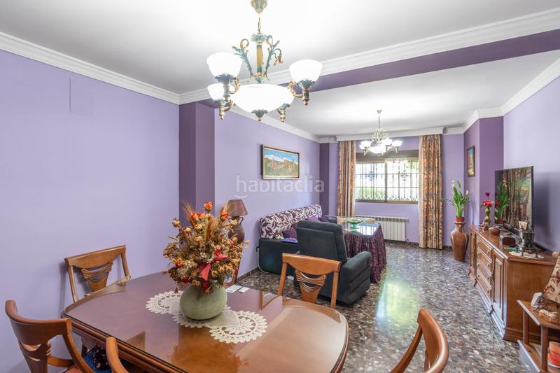 Foto ddff1b92-9dfc-4fb5-ab78-2d5b6b0f8759. Semi detached house with heating parking in Rosaleda - Juventud Granada