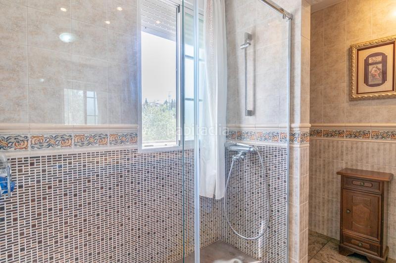 Foto 4d8006c6-73a6-402b-9731-f30387f2f75b. Chalet with heating parking pool in La Zubia Ciudad Zubia (La)