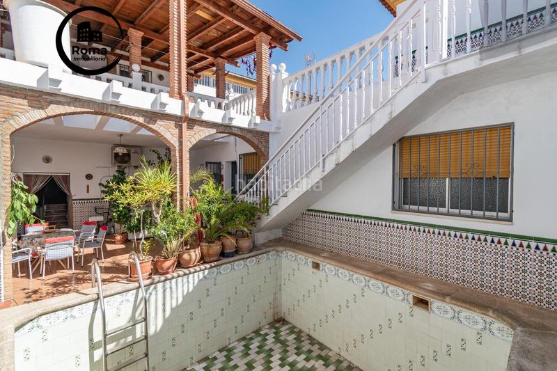 Foto e6bcfee8-3e49-4e44-9533-ef8b65d587a9. House with parking pool in Atarfe