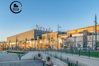 Etagenwohnung in San Miguel. Exclusiva vivienda en residencial nevada  urbanización de lujo j