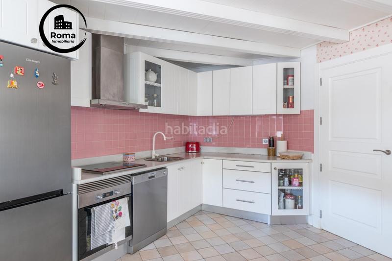 Foto e3579691-deca-40e7-b431-f92fb444ba34. Chalet with heating parking pool in Barrio de la Vega Monachil