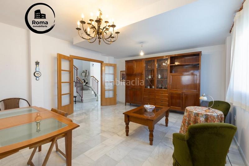 Foto 559f9e5c-7232-45e8-a9ef-c59d5099f69a. Towny house with parking in Huétor Vega